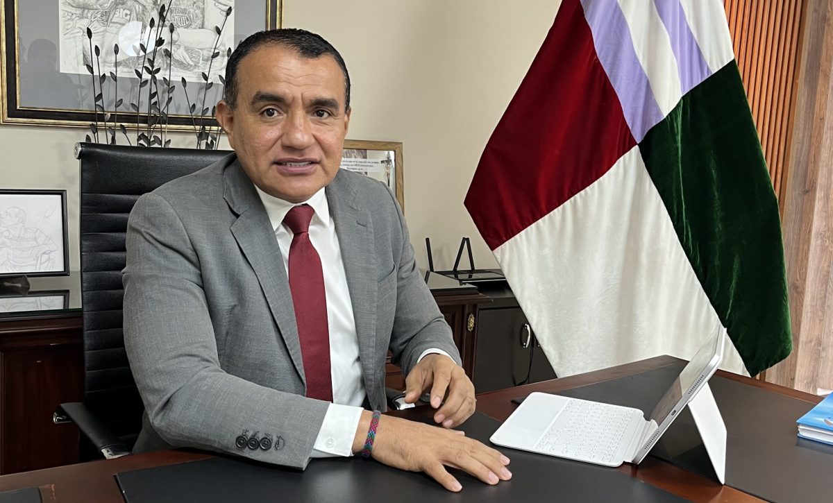 portoviejo-alcalde-javier-pincay-gobierno-inmobiliar-mies-miduvi-ayuda-familias-zona-riesgo