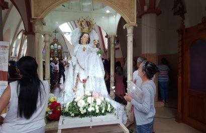 procesion-de-la-virgen-de-la-merced-de-portoviejo-se-adelanta-por-apagones