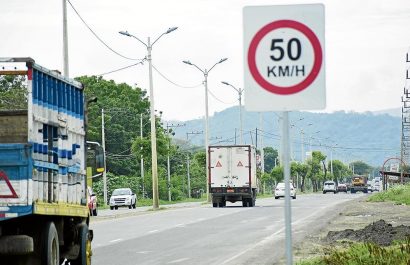 quienes-excedan-en-carretera-el-limite-de-velocidad-maximo-permitidoen-el-ecuador-y-no-iran-a-prision