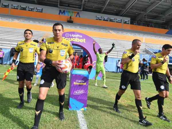 FBL-LIGAPRO-MANTA-EL NACIONAL