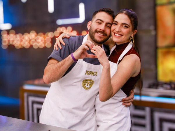 shany-nadan-y-johnta-ya-no-esconden-su-amor-e1738252448236