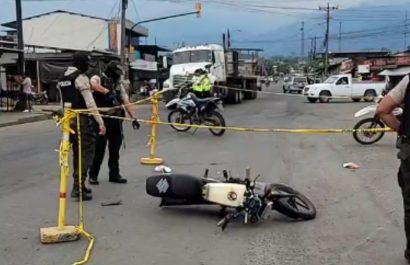 sicarios-atacaron-a-una-pareja-que-viajaba-en-moto