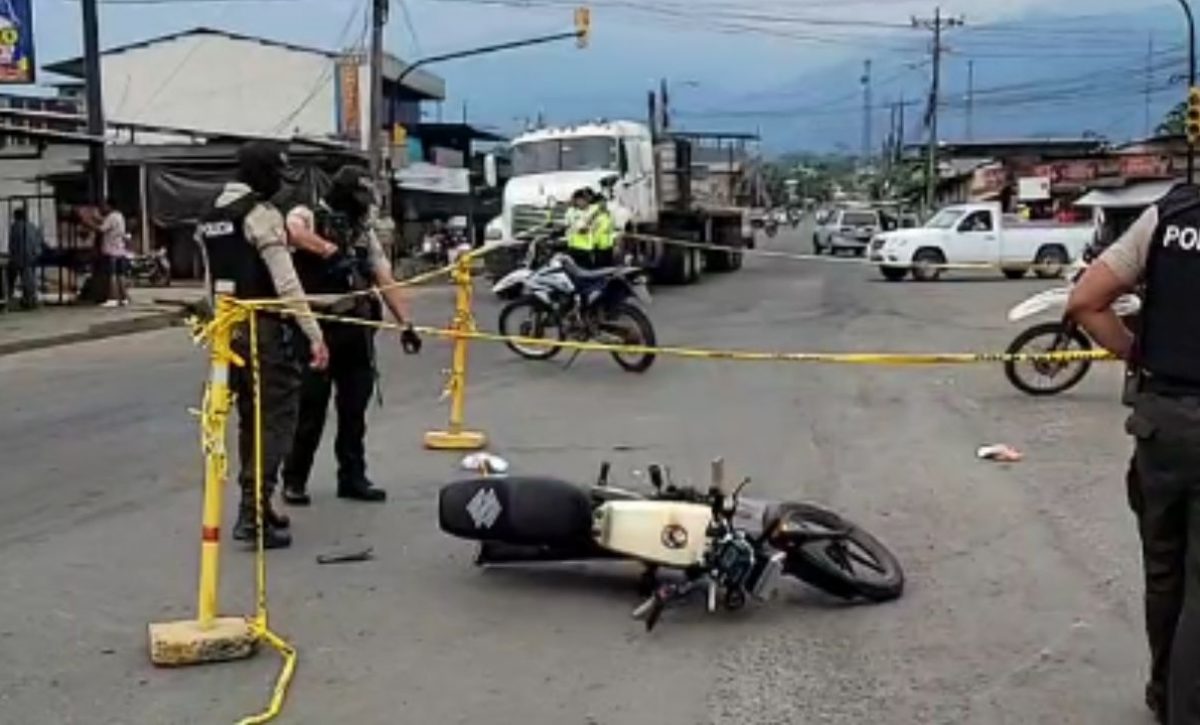 sicarios-atacaron-a-una-pareja-que-viajaba-en-moto