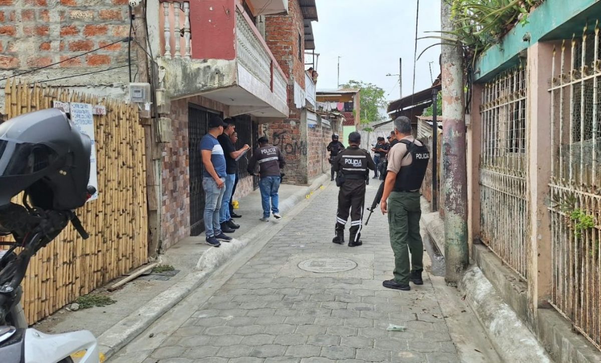 sicarios-siguieron-a-un-hombre-hasta-matarlo-en-portoviejo
