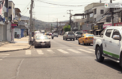 trafico-vehicular-al-mediodia-de-este-martes-04-de-febrero-del-2025