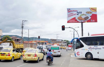 trafico-vehicular-mediodia-jueves-6-febrero-2025
