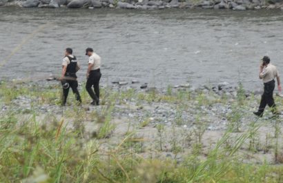 tres-piernas-humanas-flotaban-en-el-rio-toachi-santo-domingo