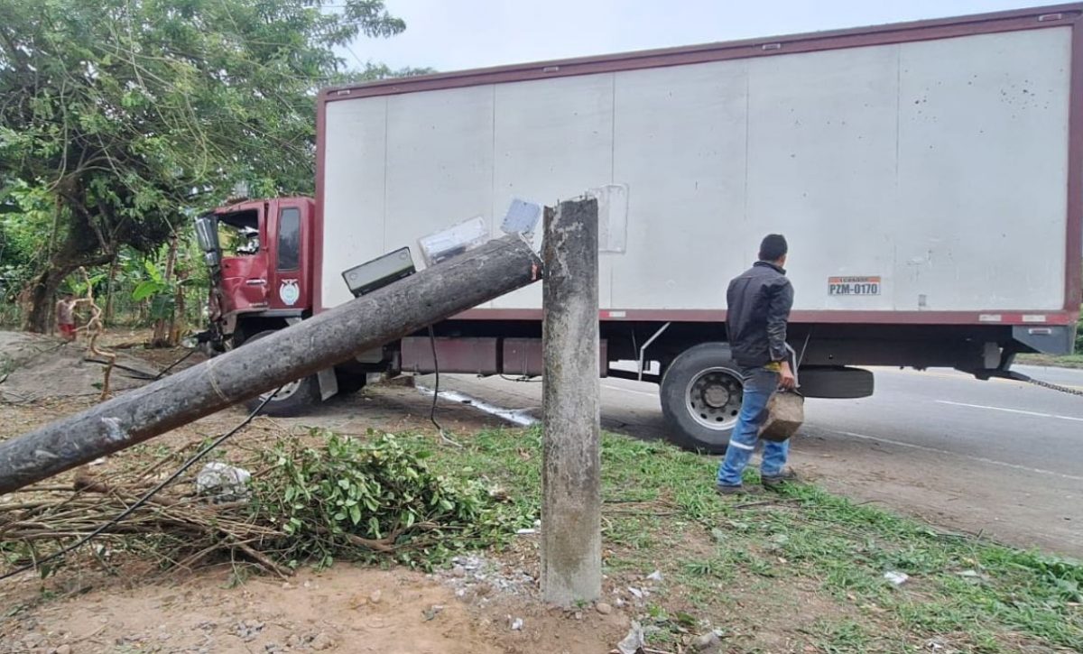triple-choque-en-la-via-santo-domingo-el-carmen