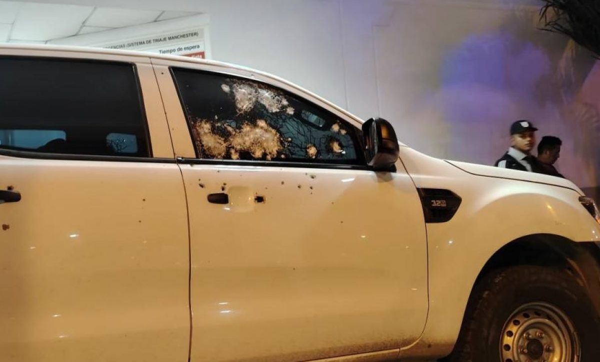un-ataque-armado-con-fusiles-sufrieron-el-director-de-la-carcel-de-machala-y-su-chofer-la-noche-del-jueves-5-de-diciembre-del-2024