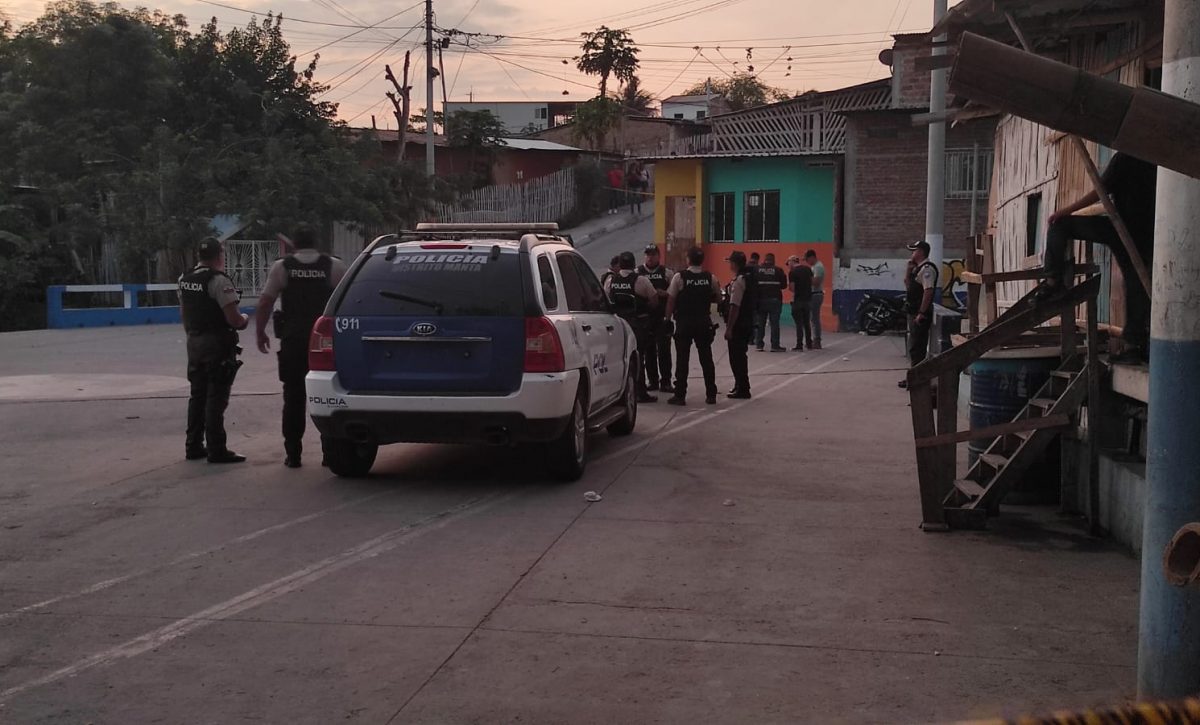 un-herido-de-bala-dejo-un-ataque-armado-registrado-en-la-ciudadela-15-de-abril-en-la-ciudad-de-manta-de-manabi