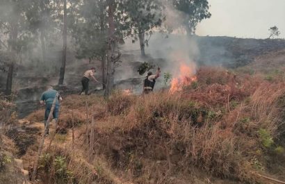 un-incendio-forestal-mantiene-la-tension-de-las-autoridades-de-la-provincia-de-loja-y-tambien-las-nacionales