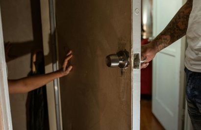 una-adolescente-acuso-de-abuso-a-su-padre-pero-todo-fue-una-mentira