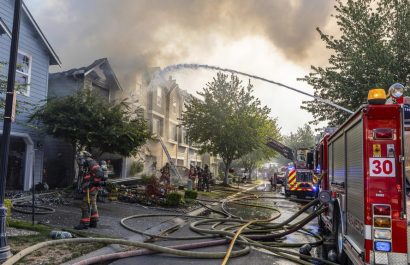 una-avioneta-se-estrello-en-una-exclusiva-zona-residencial-en-oregon-estados-unidos-dejando-tres-personas-fallecidas