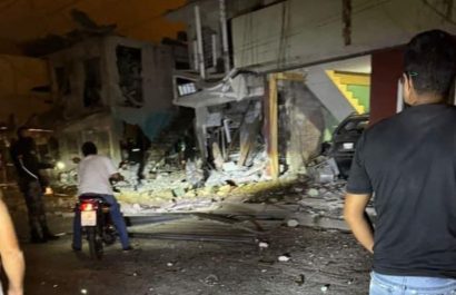 varias-casas-destruidas-un-fallecido-y-personas-heridas-deja-un-ataque-con-explosivos-en-machala