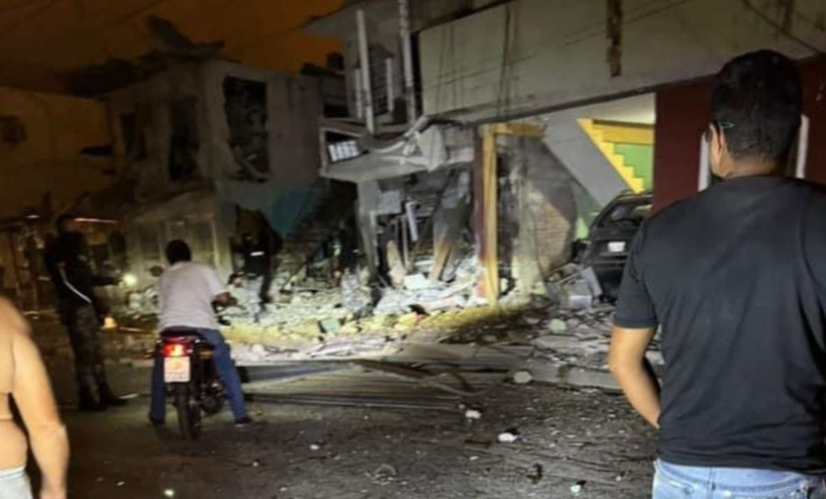 varias-casas-destruidas-un-fallecido-y-personas-heridas-deja-un-ataque-con-explosivos-en-machala