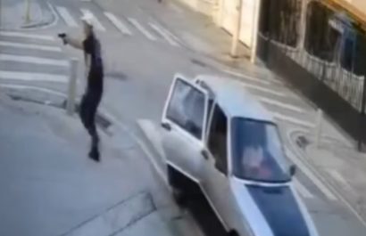 varios-asaltos-que-se-cometieron-con-un-mismo-vehiculo-quedaron-grabados-por-camaras-de-viviendas-o-de-locales-comerciales
