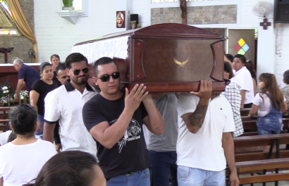 wiliams-vinces-quien-murio-sepultado-junto-a-su-familia-por-un-deslizamiento-era-jugador-de-ecuavoley