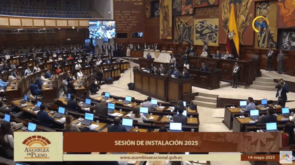 Annabella Azín lidera primera sesión de la Asamblea Nacional 2025-2029