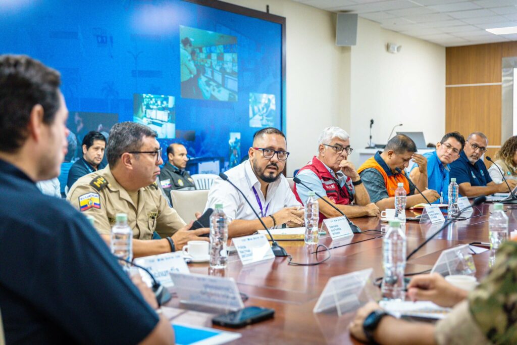 Guayaquil unifica esfuerzos de seguridad con plan escuela segura y operativos conjuntos