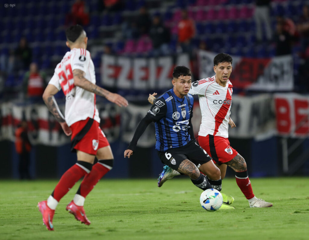 Independiente del Valle busca ante River Plate puntos claves en el Monumental