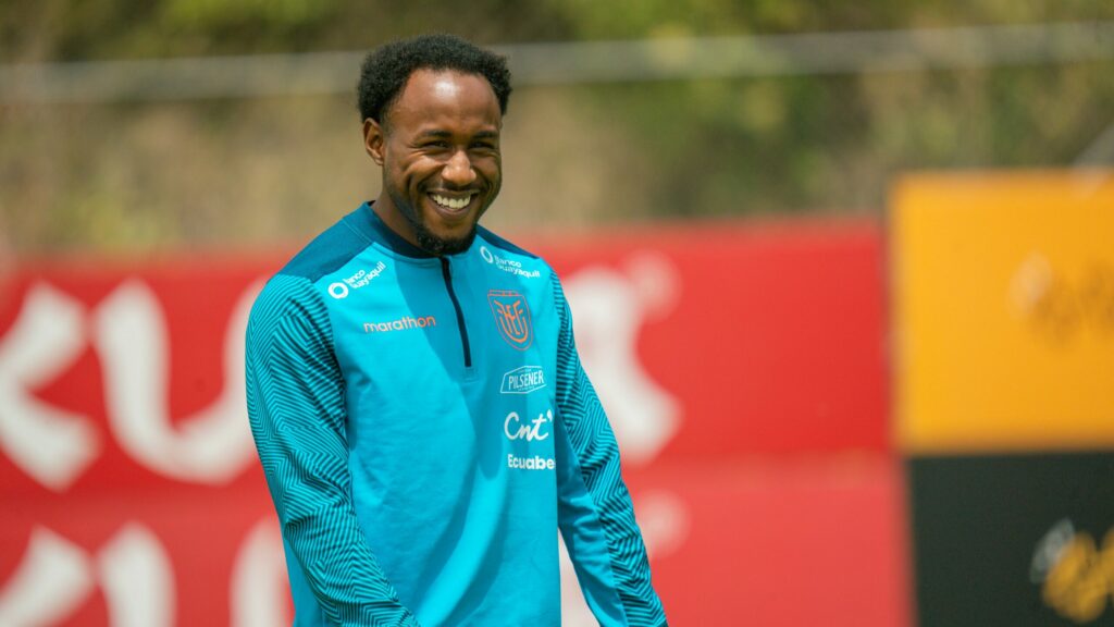 John Yeboah ya entrena con la selección de Ecuador