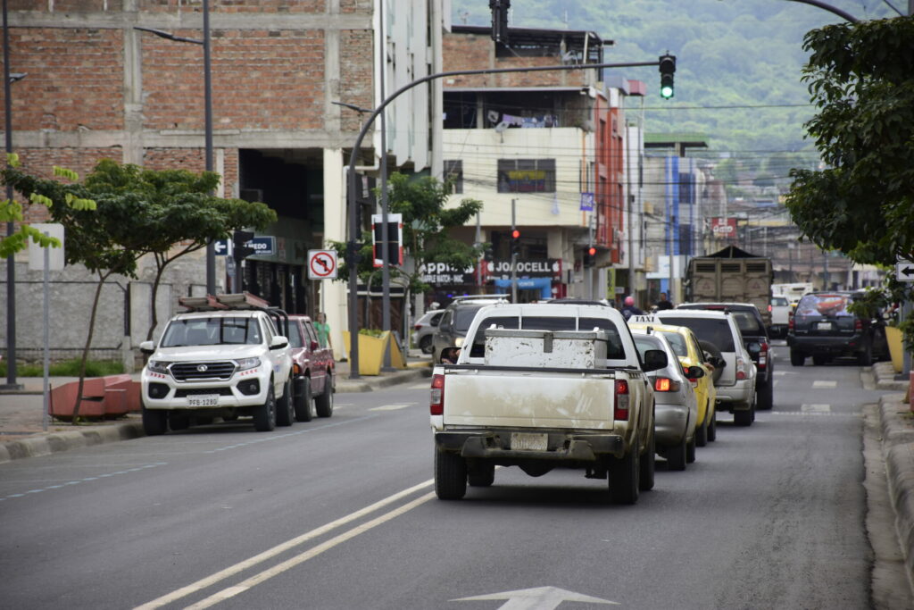 Tráfico en Portoviejo: Qué avenidas evitar al conducir de regreso a casa