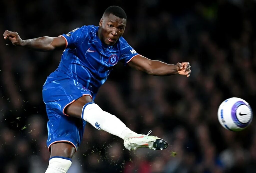 Moisés Caicedo, nominado al Mejor Equipo de la Premier League 2024-2025
