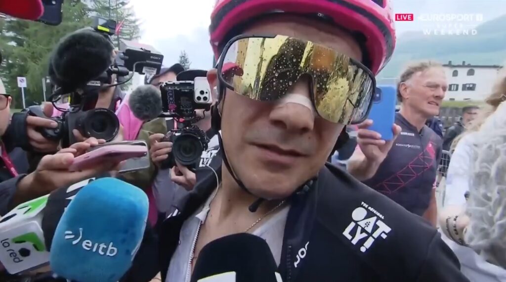 Richard Carapaz sobre Simon Yates en el Giro de Italia Ha ganado el más inteligente