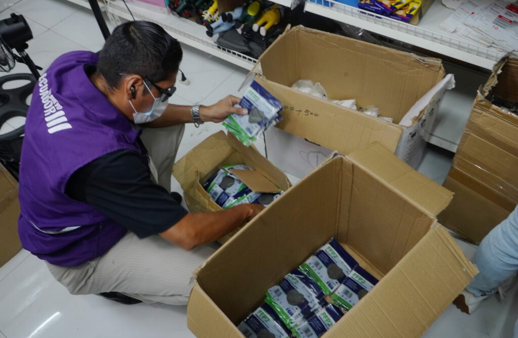 Superintendencia alerta sobre especulación en mascarillas y medicamentos en Ecuador