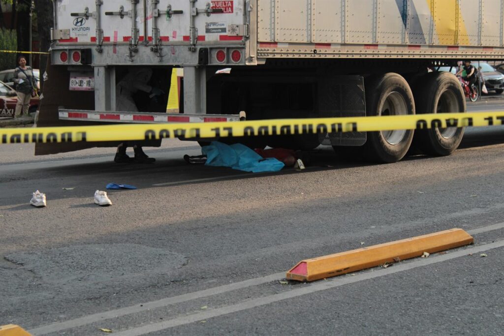 Trágico accidente en la carretera Cuacnopalan-Oaxaca deja 21 muertos y múltiples heridos en Puebla