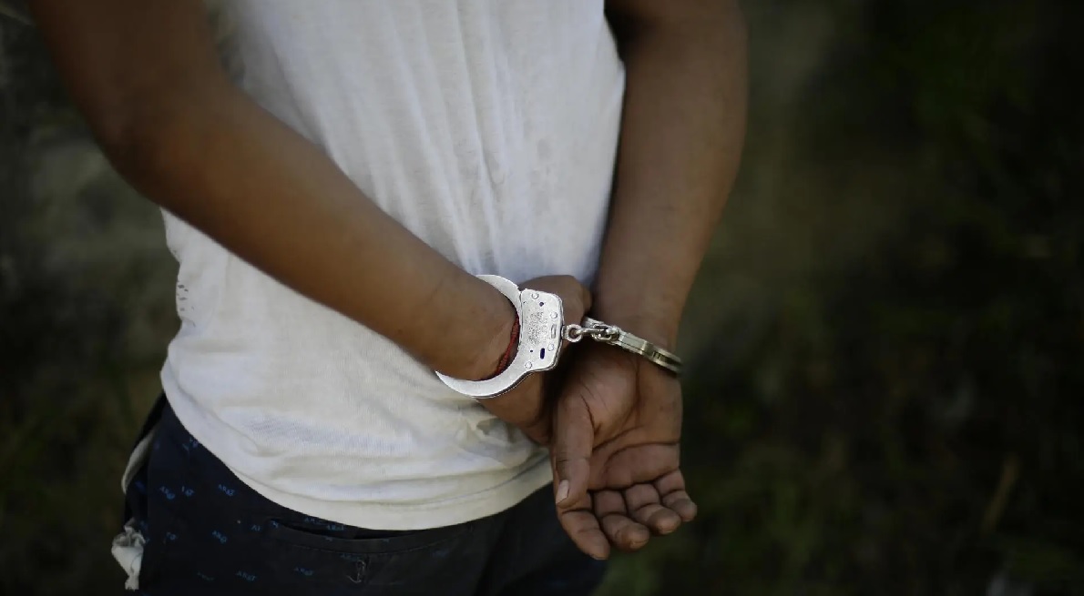 Tres hombres fueron procesados por el delito de robo de vehículos.