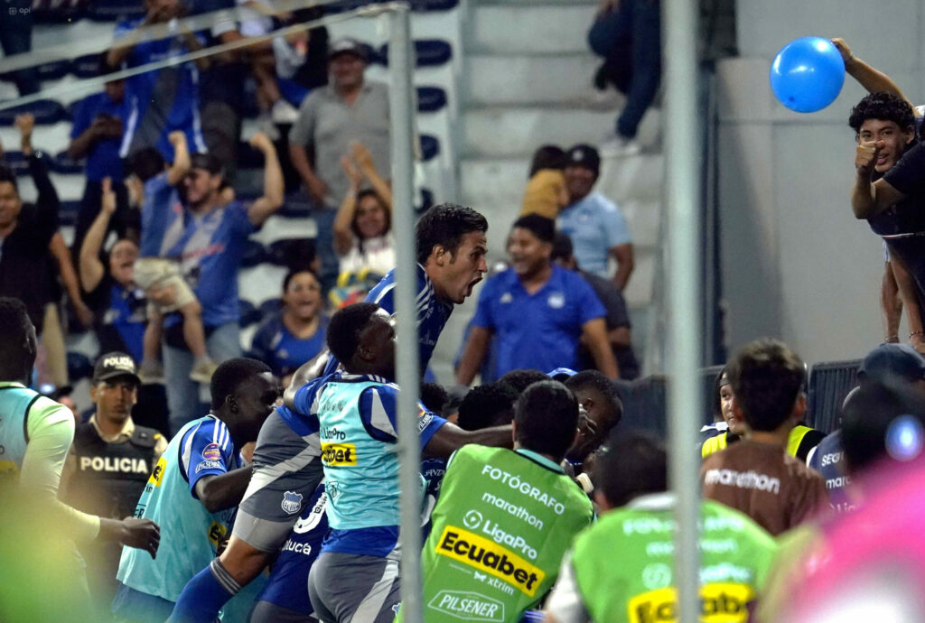 Emelec ya podrá contratar jugadores para esta segunda etapa del torneo.