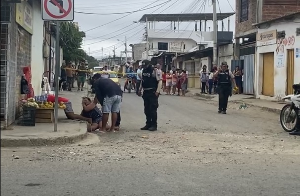 A un hombre conocido como “Orejón” lo asesinaron la mañana de este martes 3 de junio en la parroquia Leonidas Proaño, Montecristi.