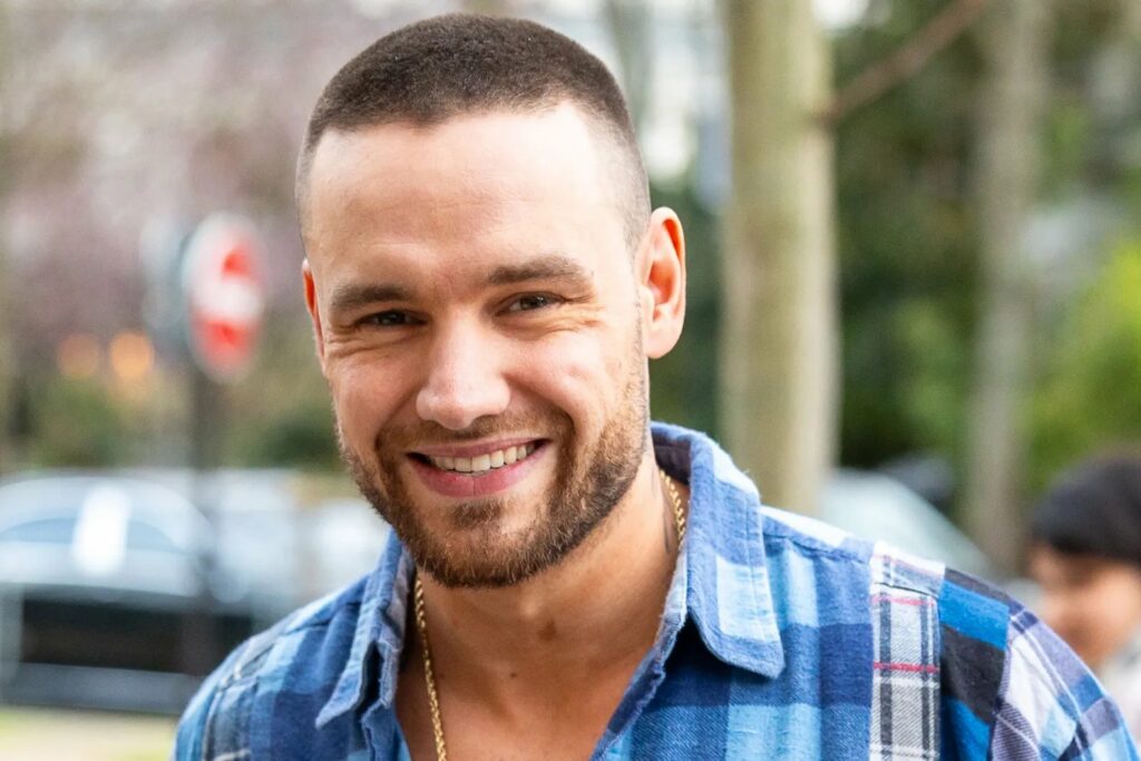El fallecido cantante británico Liam Payne, fue parte de la banda One Direction.