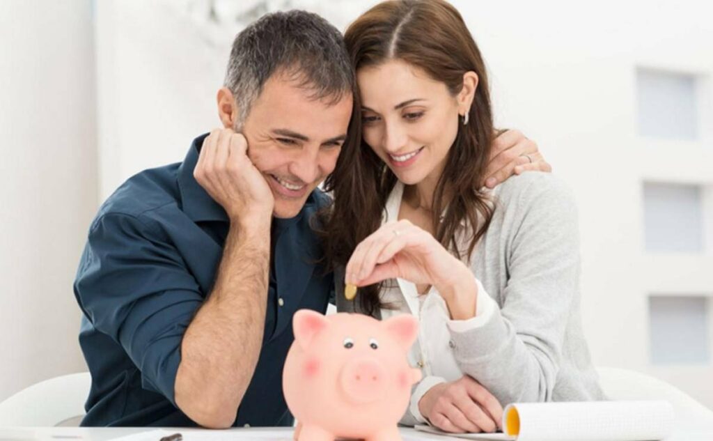 Una gestión financiera efectiva en pareja requiere comunicación, organización y respeto mutuo.
