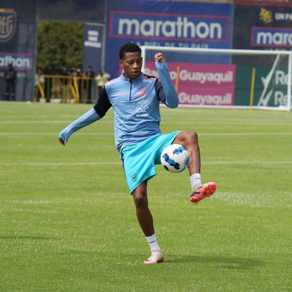 Gonzalo Plata ya está en Guayaquil para sumarse a la tricolor