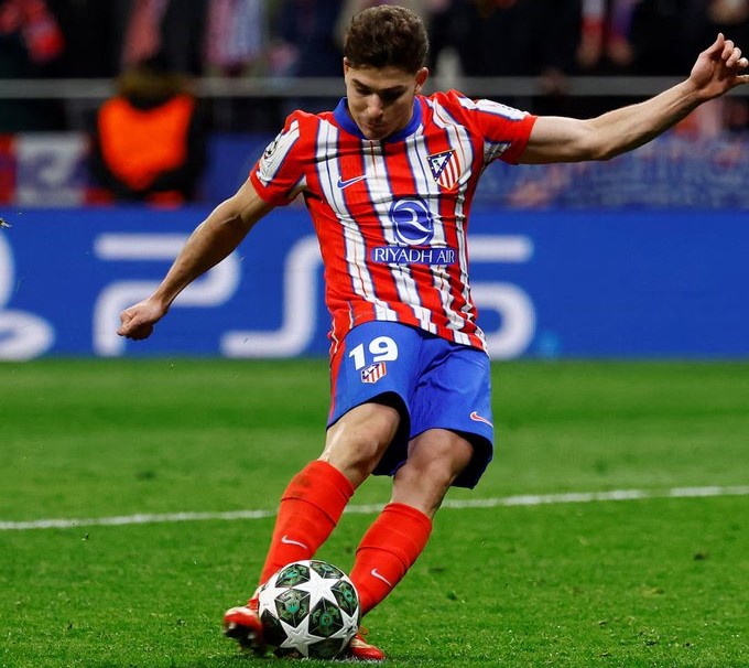 IFAB modifica regla de penales tras polémica con Julián Álvarez en la Champions