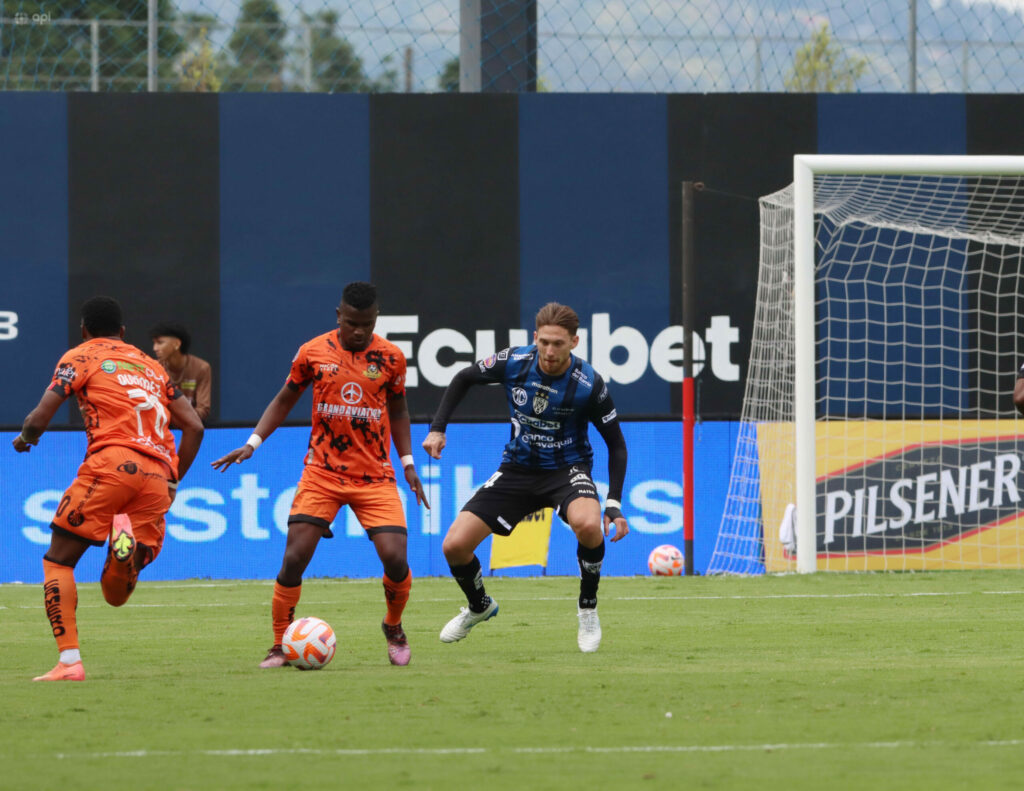 Independiente del Valle empata 1-1 con Libertad en el regreso de la LigaPro