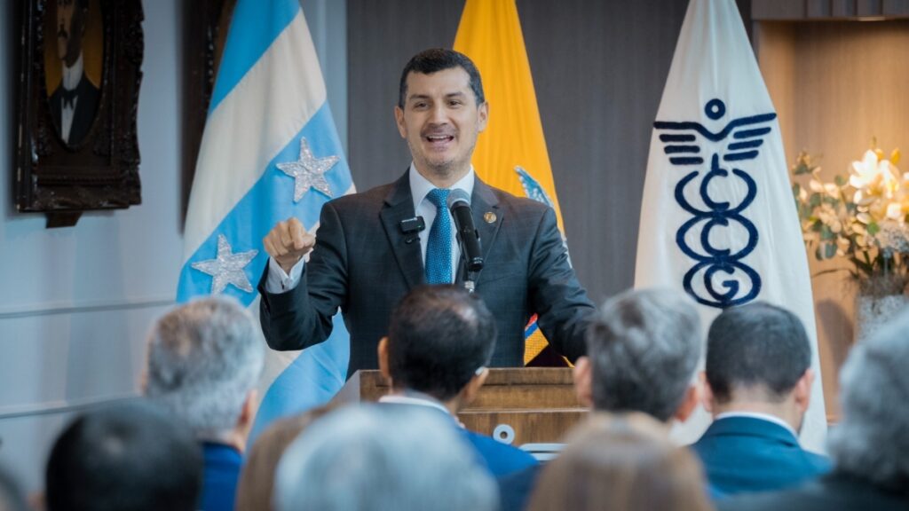 La Cámara de Comercio de Guayaquil cumple 136 años al servicio del sector empresarial. (CCG).