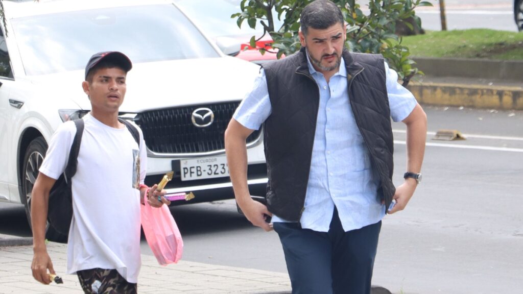 La Fiscalía acusa a Aquiles Álvarez, alcalde de Guayaquil, y a otras quince personas en el caso Triple A. (API).