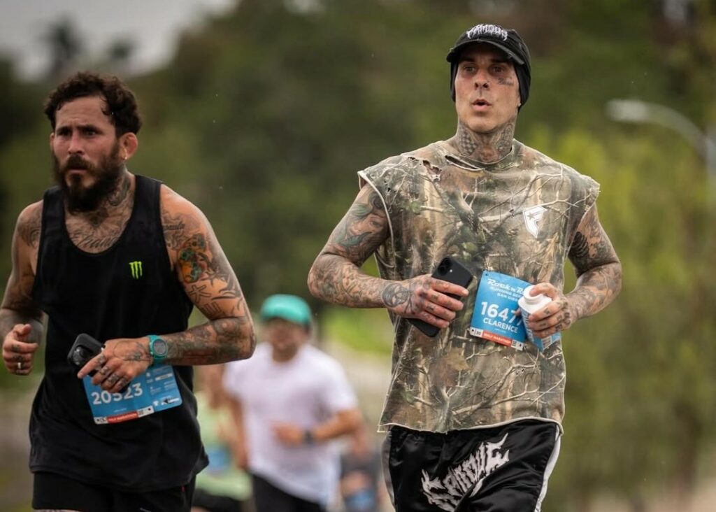 Marlon Vera participó junto a Travis Barker en maratón de San Diego