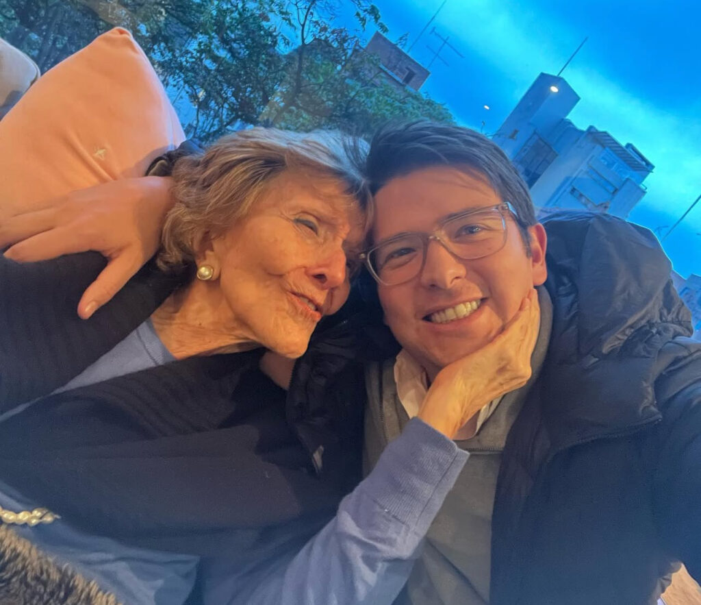 Murió Nydia Quintero, ex primera dama y abuela del aspirante a la presidencia de Colombia, Miguel Uribe Turbay