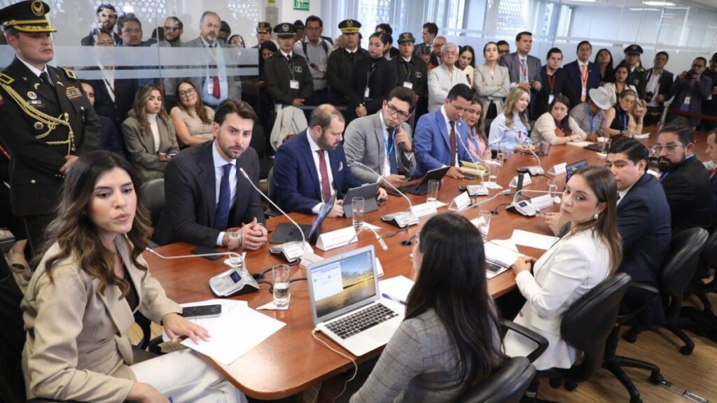 Niels Olsen, presidente de la Asamblea Nacional, propone reforzar la protección de áreas naturales con nueva institucionalidad. (AN).