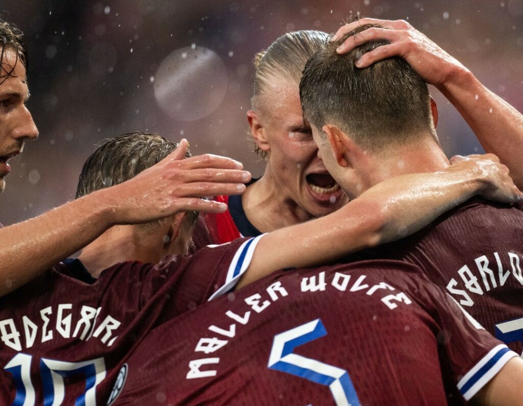 Noruega liderada por Haaland golea a Italia y lidera el Grupo I