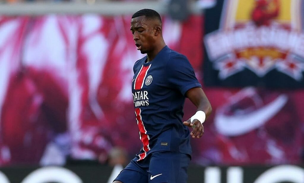 Willian Pacho, elegido la 'Sorpresa' de la Temporada 20242025 por la Ligue 1