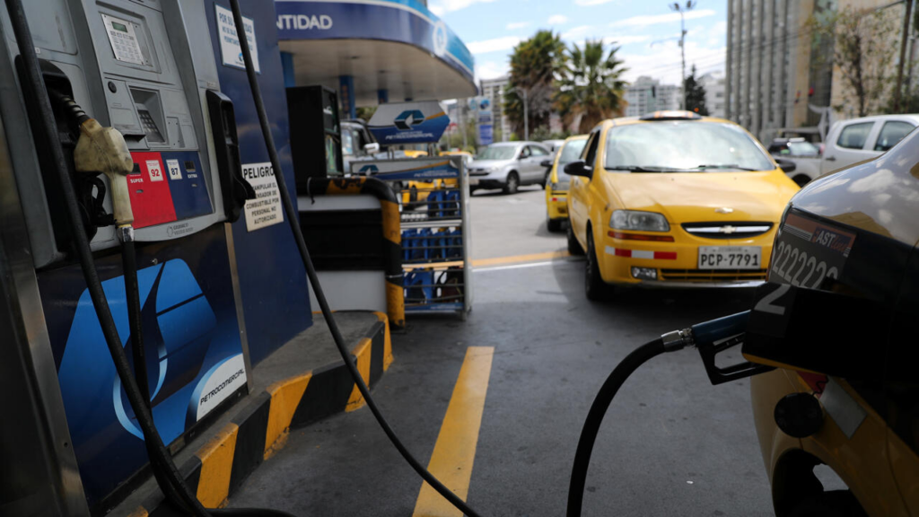 Ecuador actualizará precios de gasolinas Extra y Ecopaís este 12 de junio