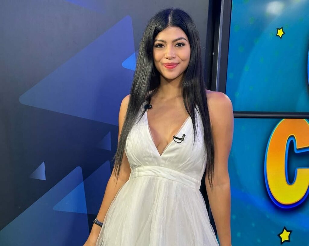 Rahab Villacrés denuncia suplantación de identidad y alerta sobre estafas por WhatsApp