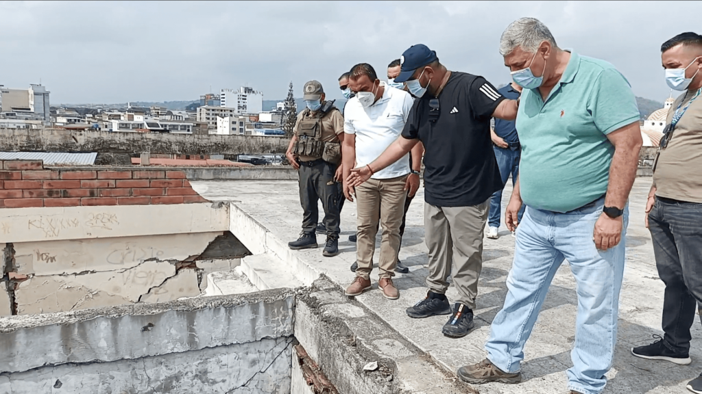 Alcalde de Portoviejo viajó a EE. UU. en busca de soluciones para el tratamiento de residuos sólidos.