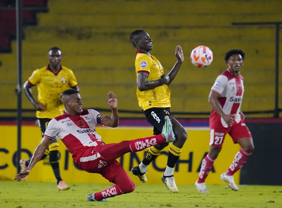 Barcelona SC empató 1-1 contra Técnico Universitario, colista de la Liga Ecuabet, este sábado en el estadio Monumental Banco Pichincha.
