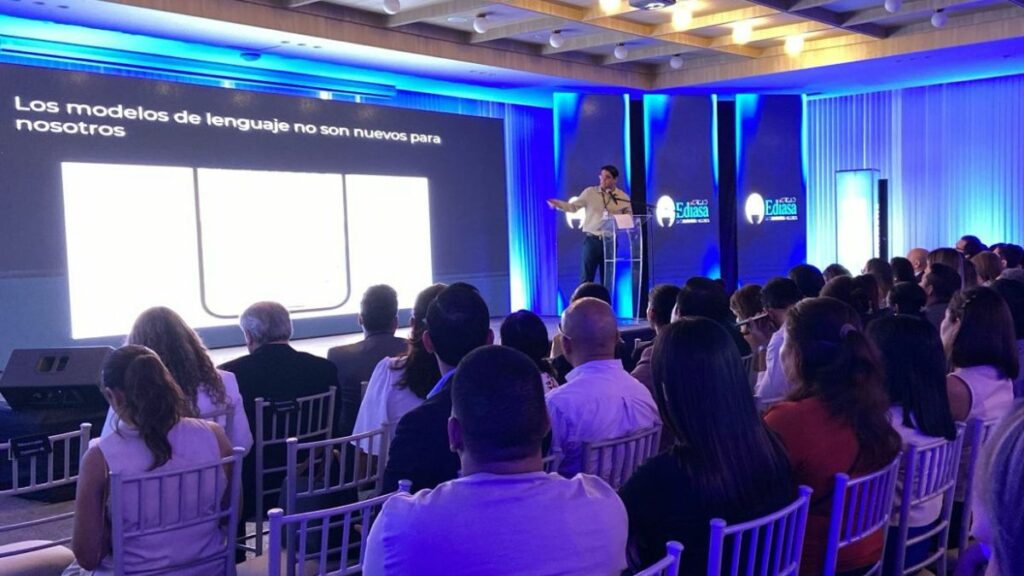 Café, Contactos y Negocios Evento sobre marketing e IA, organizado por el Círculo Ediasa, inició con éxito en el hotel Oro Verde de Portoviejo.